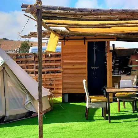 Luxury tent Back To Nature. Luxury Glamping Corner